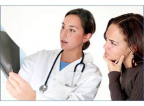 Врач при остеохондрозе